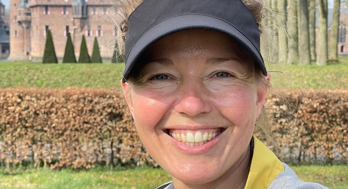 Marina Romanik golf instructrice